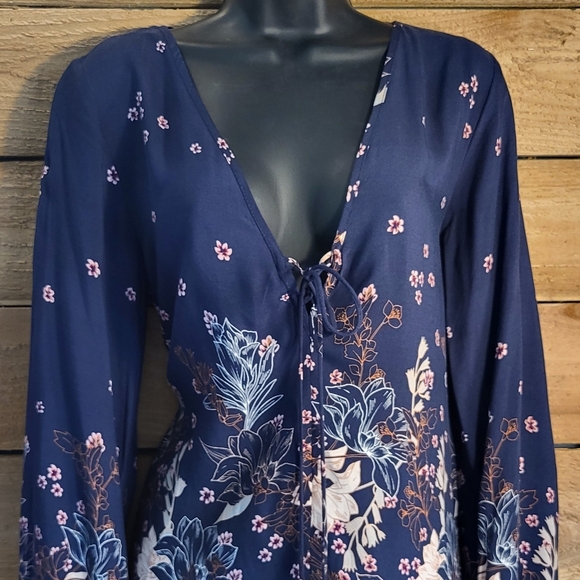 O'NEILL Top - Picture 2 of 9